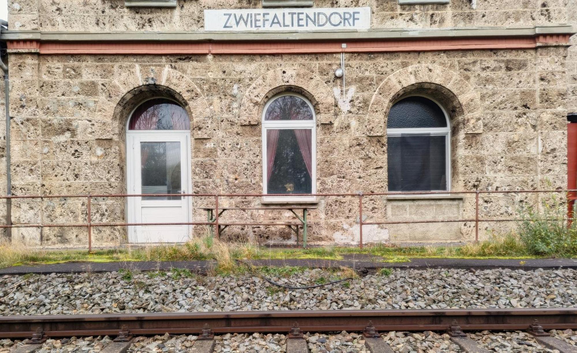 רידלינגן Alte Bahnhofshallen מראה חיצוני תמונה